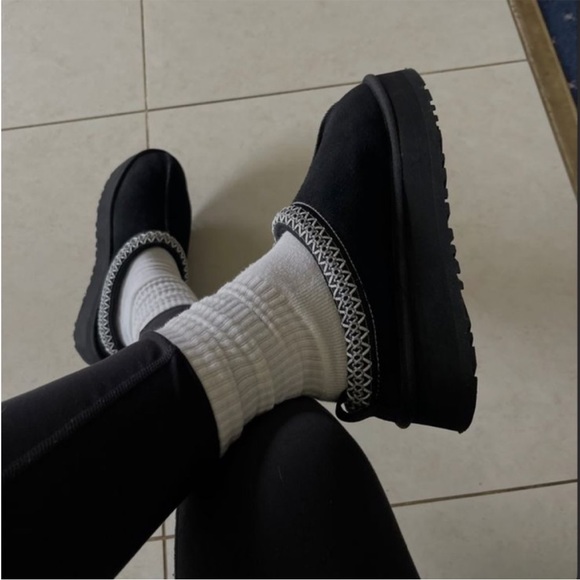 UGG Shoes - UGG Tazz Platform In Black